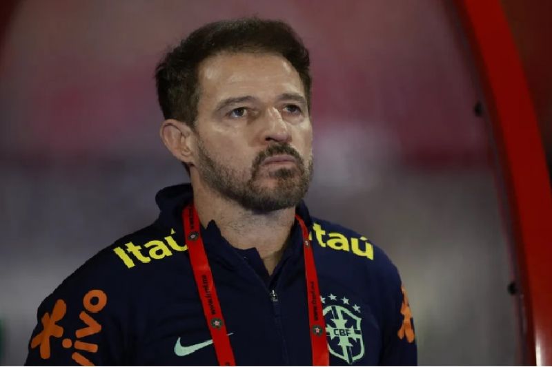 Convocação da Seleção: CBF prepara bate e volta de Ramon ao Brasil