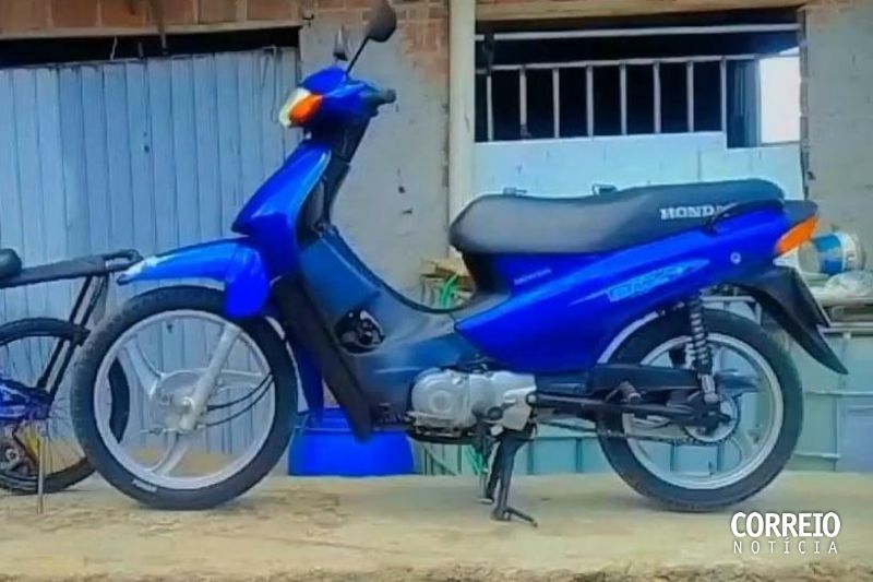 Polícia recupera moto que tinha sido furtada no centro da cidade de Delmiro Gouveia