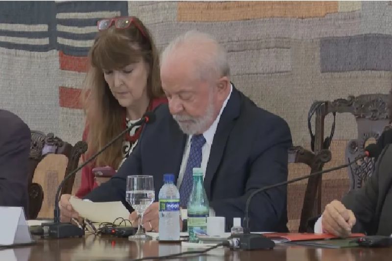 Lula propõe moeda comum em reunião com líderes sul-americanos em Brasília