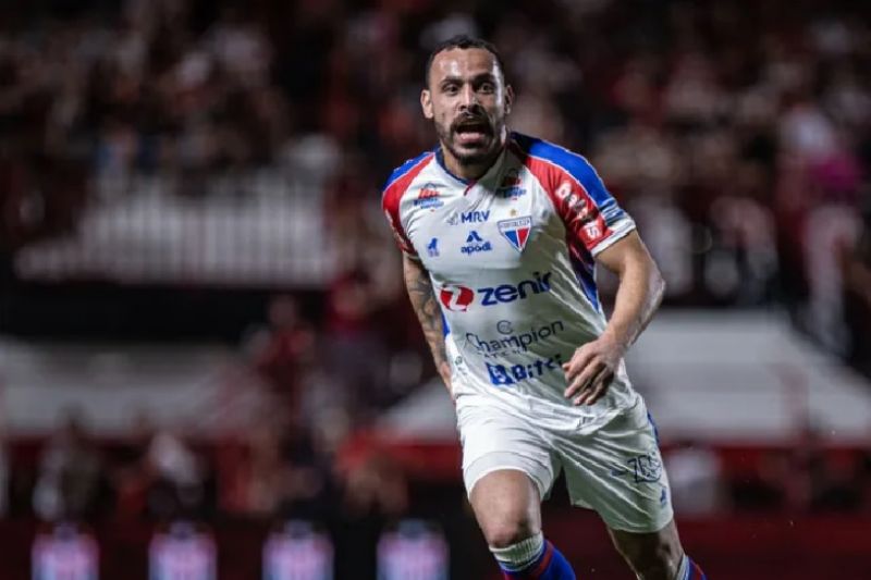 Moisés deixa o Fortaleza na maior venda do Nordeste