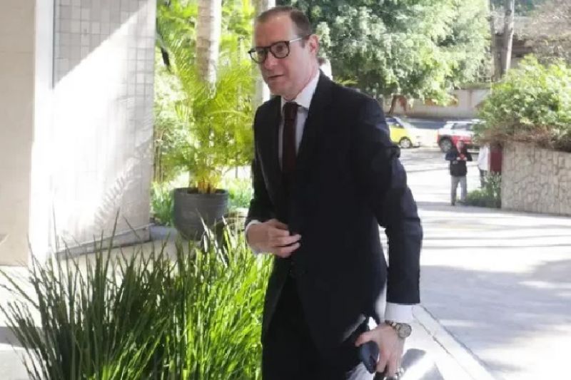 Indicado por Lula ao STF, Zanin recebeu R$ 2,9 milhões do PT