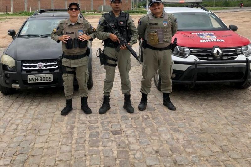 Veículo tomado em assalto em Pernambuco é deixado em posto fiscal da Sefaz em Delmiro