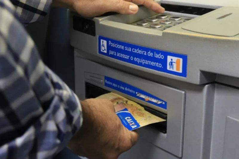 Governador anuncia pagamento do funcionalismo para sexta-feira, véspera de São João