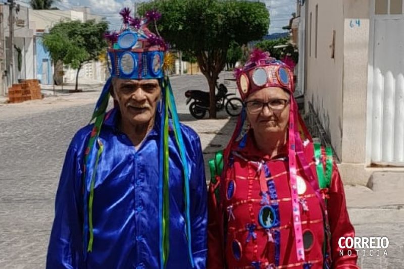 Cida e Divaldo: mais de 40 anos de Reisado e cultura popular em São José da Tapera