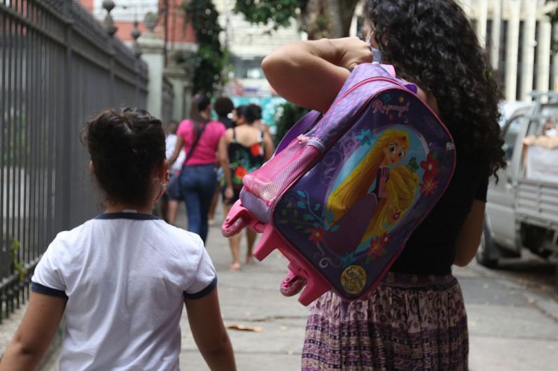 Escola em tempo integral: governo publica regras para adesão