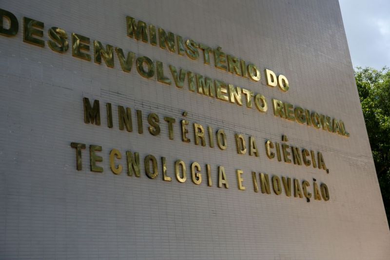 Governo realiza concurso público com 814 vagas