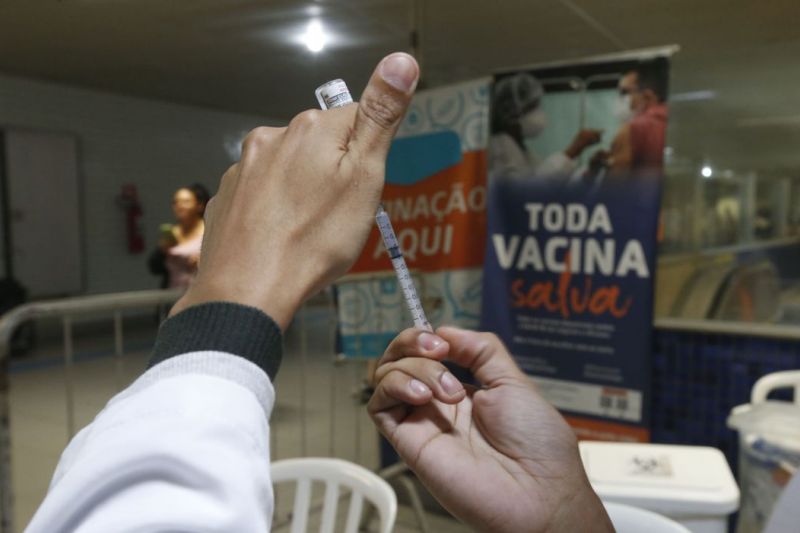 Anvisa autoriza nova fase de testes com vacina brasileira contra covid