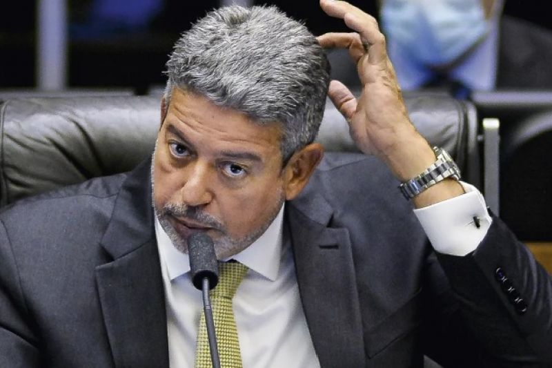 Princípio da transparência ficaria ofuscado, diz Lira sobre defesa de votos sigilosos