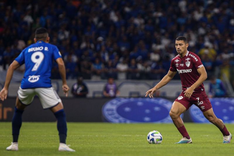 Fluminense e Cruzeiro medem forças no Maracanã