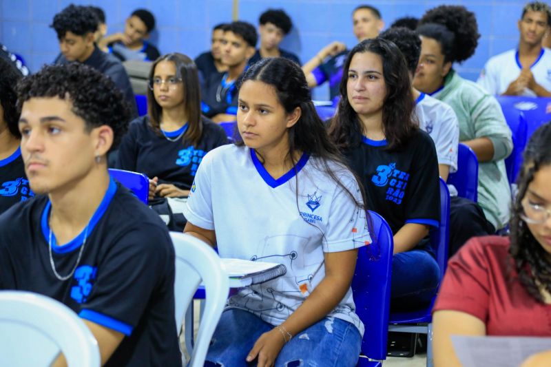 Rede estadual teve crescimento de matrículas na EJA