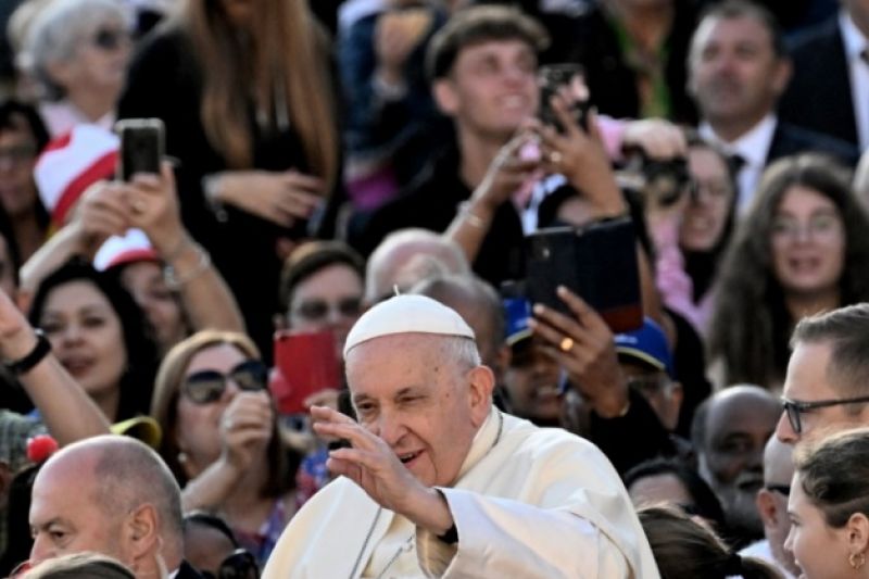 Papa pede libertação imediata de reféns e condena cerco à Palestina