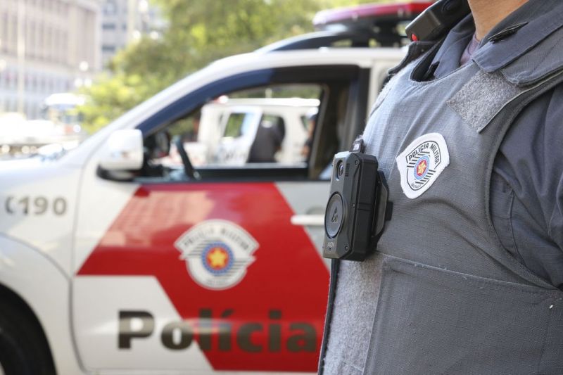 Brasil tem mais de 30 mil câmeras corporais em uso por policiais