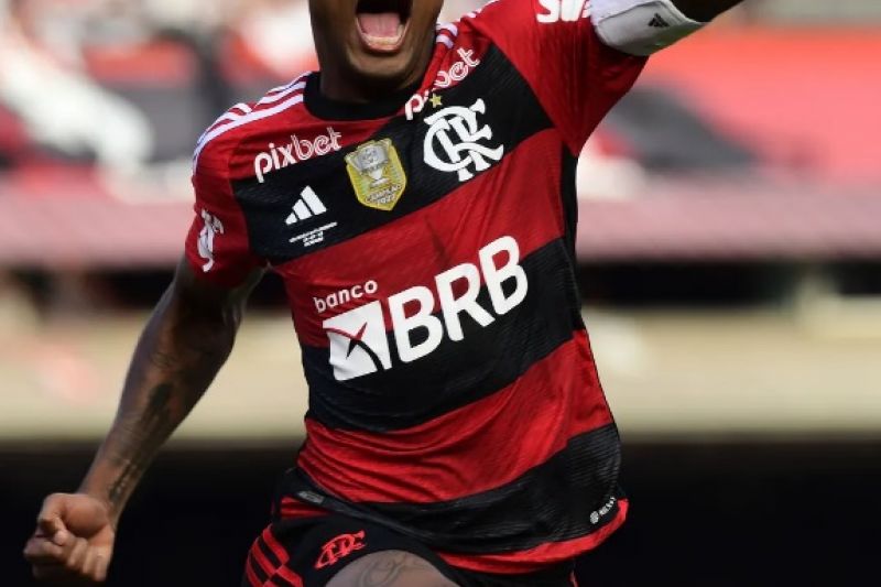 Bruno Henrique bate pé para ter três anos de contrato com o Fla