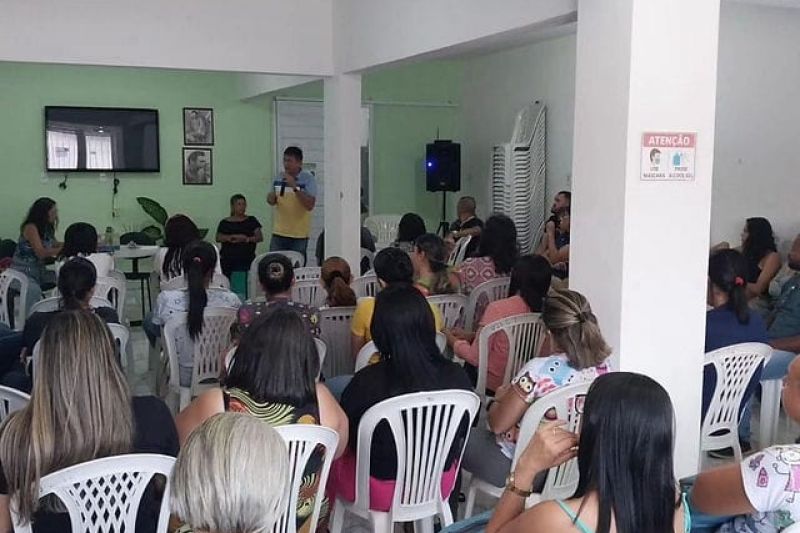 Justiça concede liminar que suspende greve dos professores em Delmiro Gouveia
