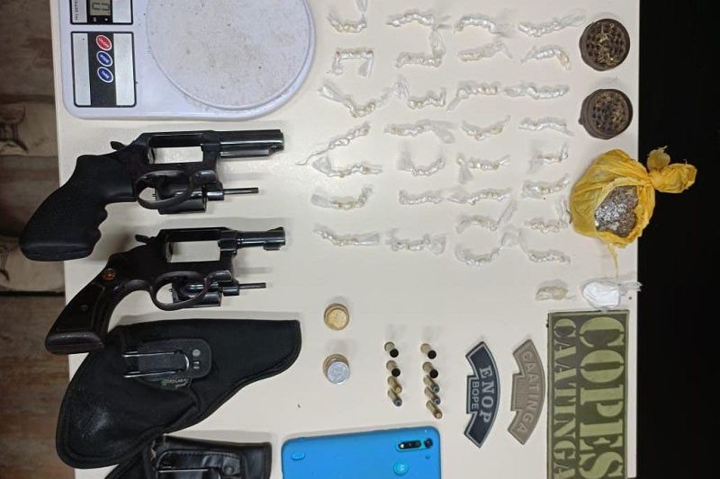 Suspeitos de tráfico de drogas morrem em confronto com policiais da Copes em Major Izidoro