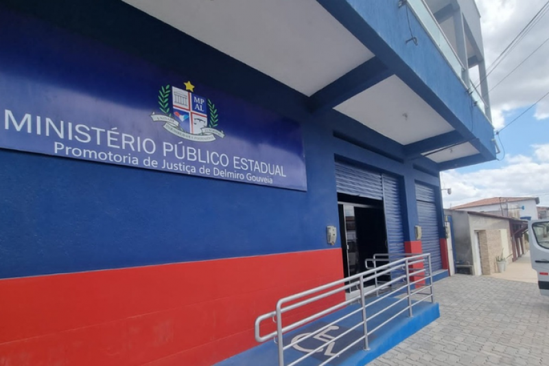 Justiça aplica medidas contra presidente do Sinteal por desobediência em Delmiro Gouveia