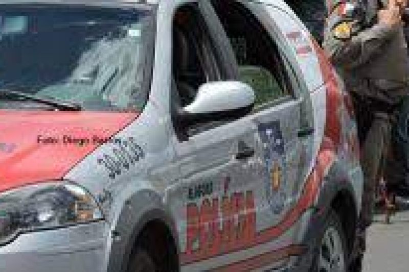 Após ameaçar de morte o pai e o primo, jovem volta para casa arrependido em Palestina