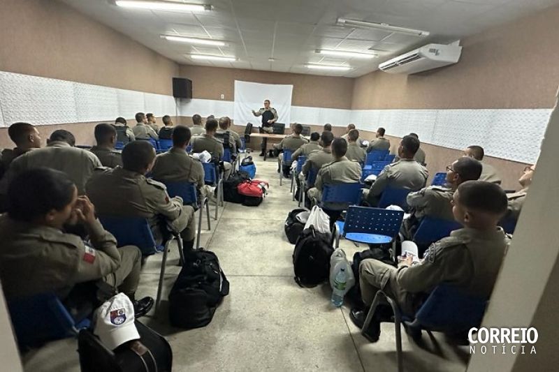 Batalhão de Delmiro Gouveia recebe quase 40 alunos do curso de formação de praças