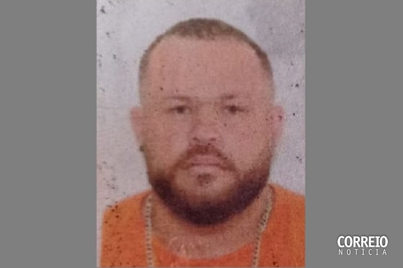 Homem que teria envolvimento com drogas é assassinado a tiros dentro de bar em Inhapi