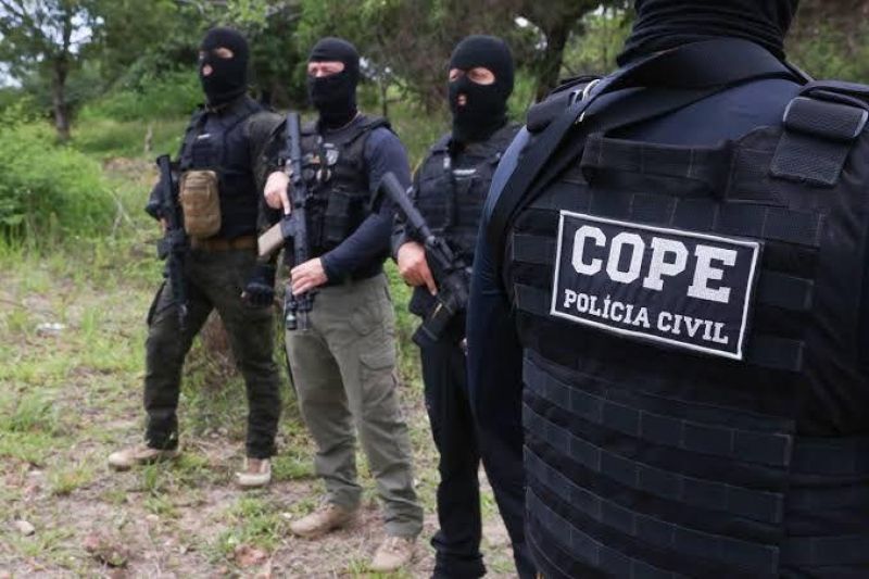Polícia realiza operação contra ladrões de banco em Delmiro Mata Grande e Água Branca