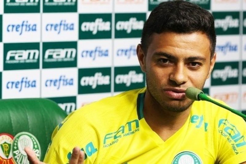 Ex-jogador Cleiton Xavier é preso em São José da Tapera por dívida de pensão alimentícia