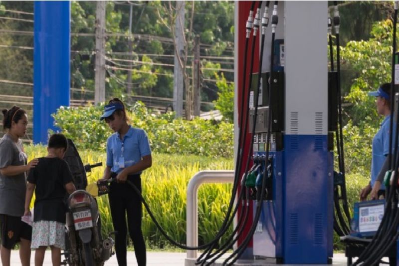 Ministério vai publicar nova portaria com restrições e farmácias e postos vão funcionar