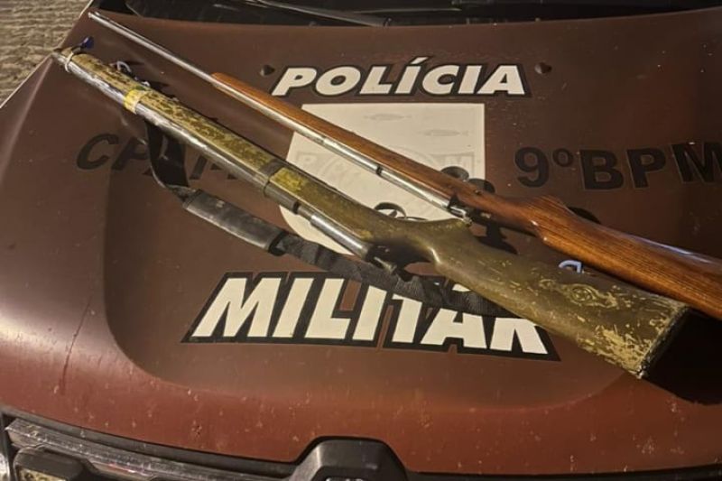 Marido ciumento agride mulher e foge deixando para trás duas espingardas em Água Branca