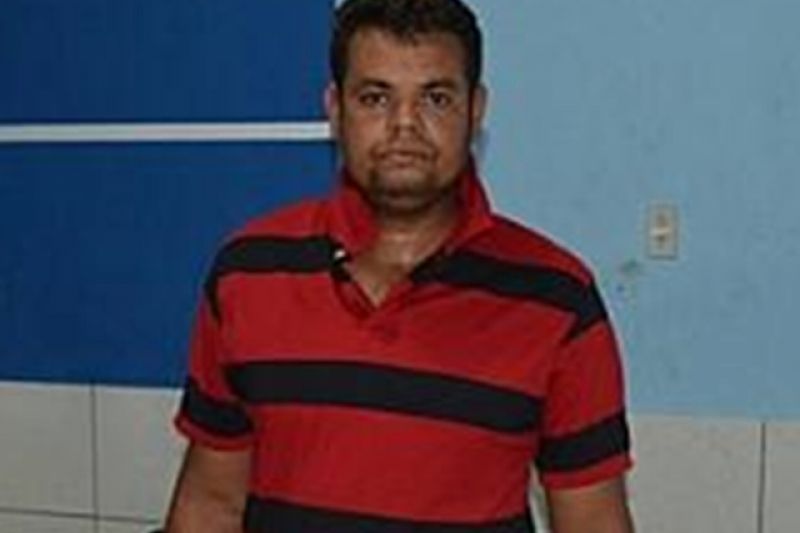 Acusado de tentar matar ex-esposa com golpes de capacete em Delmiro Gouveia é preso em PE