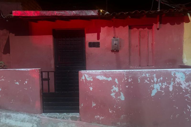 Homem armado é preso suspeito de violar medida protetiva contra ex em Mata Grande
