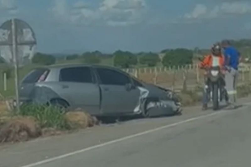 Condutor de moto morre depois de perder as pernas em batida com carro em Major Izidoro