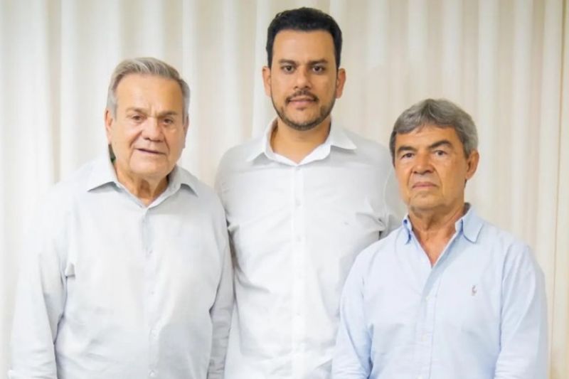 Vice-prefeito Ricardo Lima é lançado pelo PDT como pré-candidato a prefeito de Água Branca