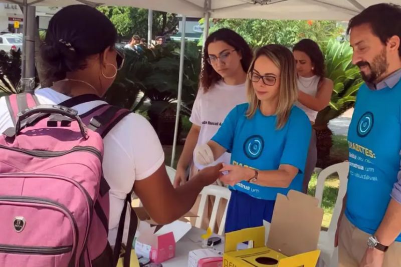 Anvisa alerta para uso de relógios para medição de glicemia