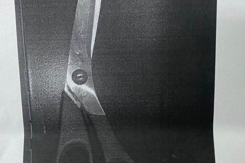 Homem tenta praticar roubos com tesoura, leva pisa na rua e acaba preso em Delmiro Gouveia