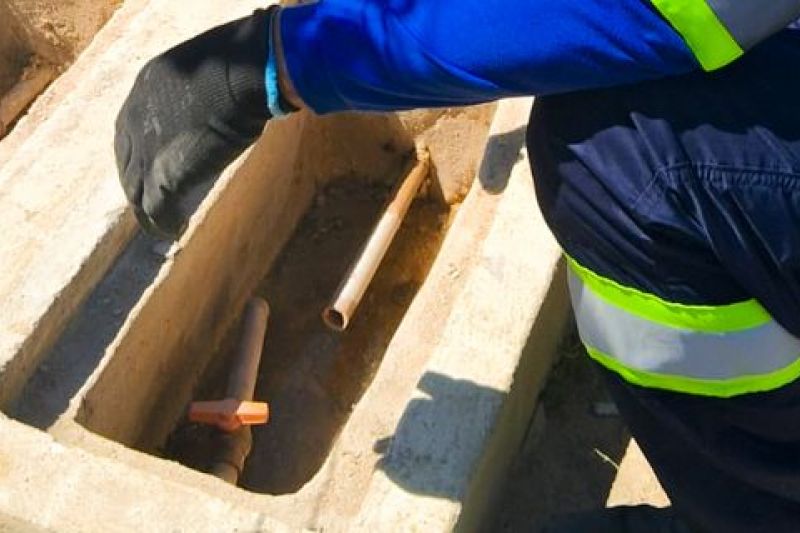 Cliente que autodenunciar gato de água será liberado de multa pela Águas do Sertão