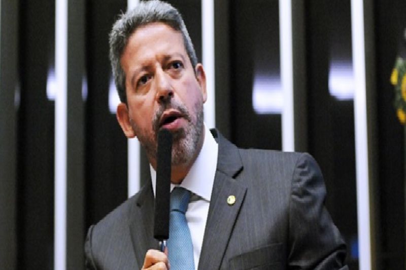 Após atrito com Padilha, Arthur Lira avisa que vai priorizar projetos da oposição