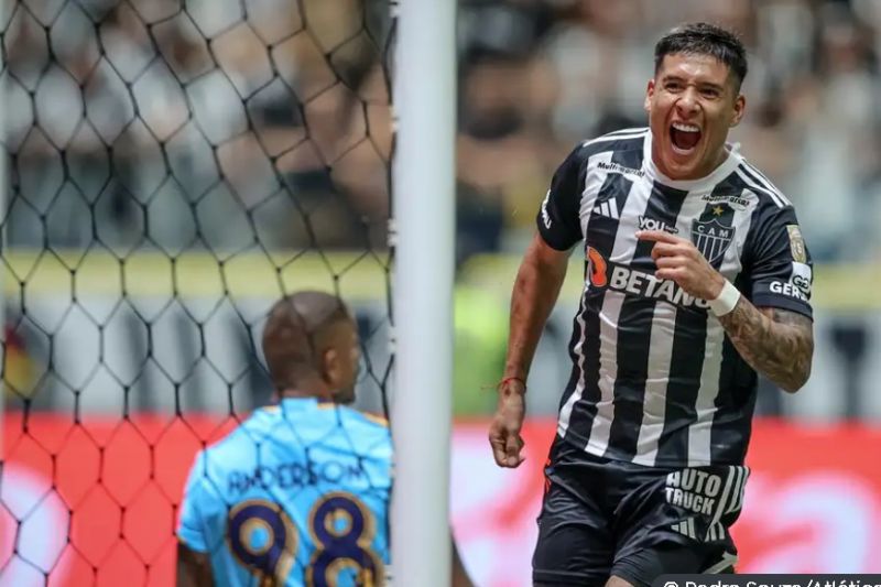 Atlético-MG supera o Cruzeiro por 3 a 0 em Belo Horizonte