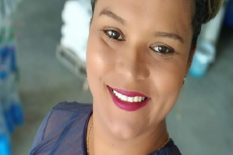 Jovem sergipana morre após bater moto que conduzia em poste na AL-125 em Piranhas