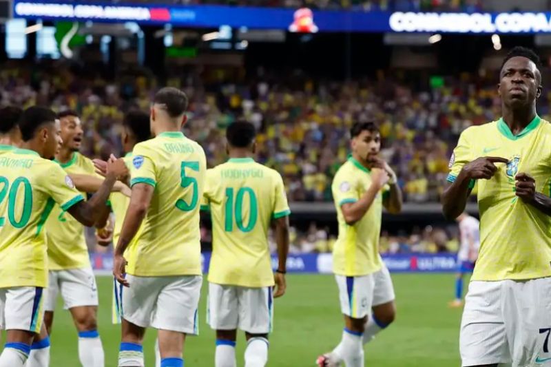 Brasil encara Colômbia de olho na liderança do Grupo D