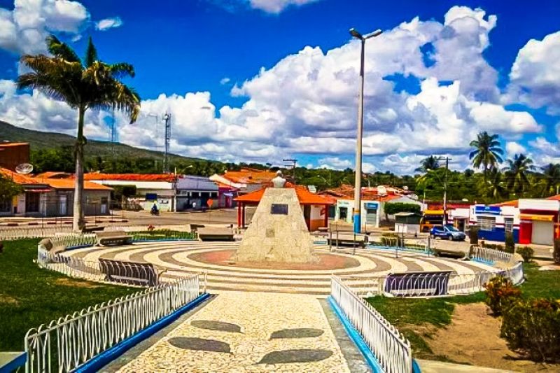 Vigilante é hospitalizado após sofrer tentativa de homicídio em Olho D’água do Casado