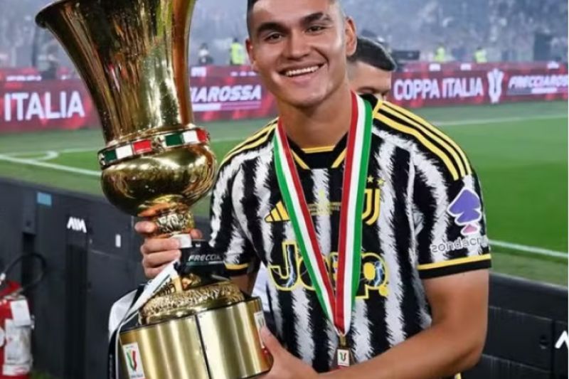 Flamengo faz proposta por Carlos Alcaraz, do Southampton