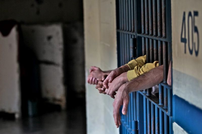 CCJ aprova proposta que altera regras de prisão preventiva