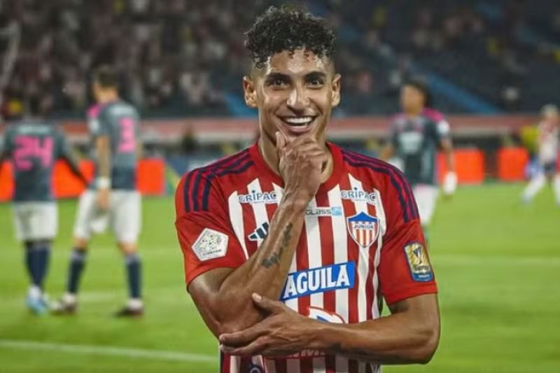 Fluminense formaliza interesse em Gabriel Fuentes e aguarda resposta do Junior para envia