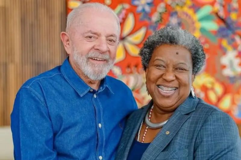 'A gente precisa sair desse luto e ir para a luta', diz Macaé Evaristo