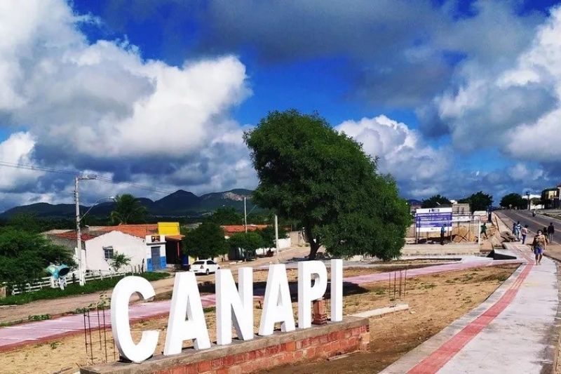 Homem com mandado de prisão em aberto é preso e tem arma de fogo apreendida em Canapi