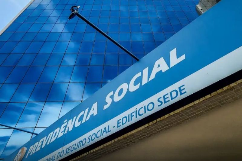 INSS começa a pagar benefícios acima do mínimo nesta terça