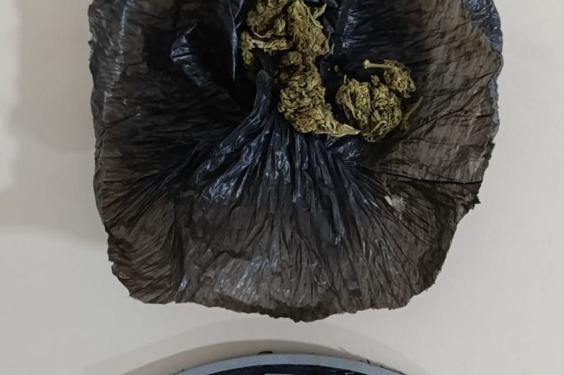 Abordagem policial termina com prisão de homem encontrado com drogas em Água Branca