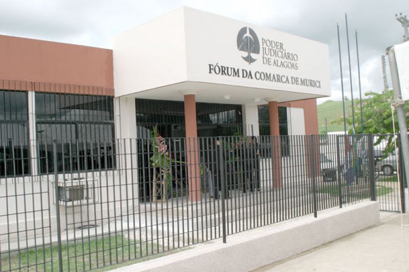 Três pessoas são presas por coação de jurados no Tribunal do Júri em Maravilha