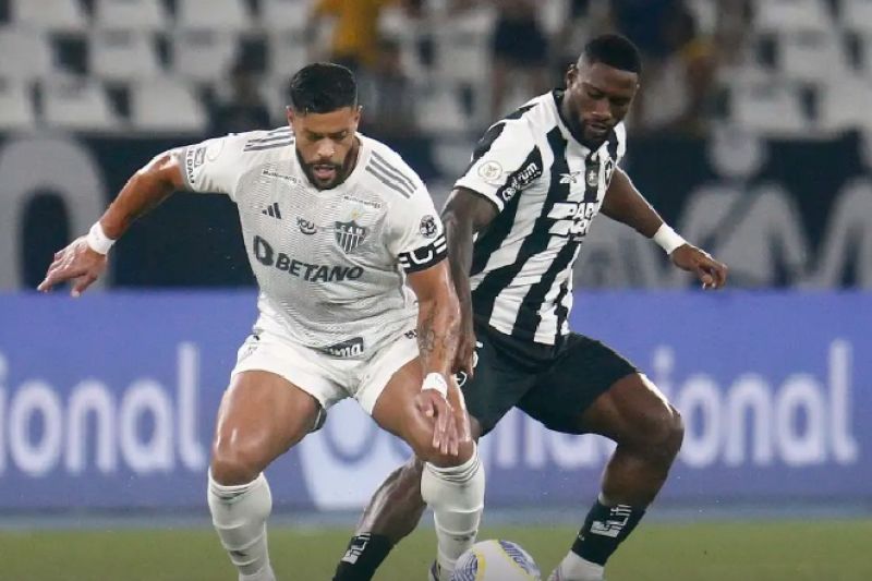 Botafogo enfrenta Atlético para manter vantagem na liderança