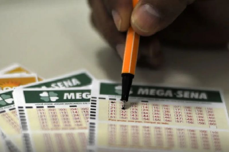 Mega-Sena acumula e irá sortear prêmio de R$ 18 milhões
