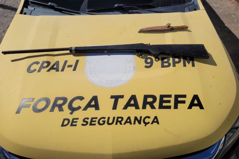 Homem é preso suspeito de ameaça contra esposa e posse ilegal de arma de fogo em Inhapi